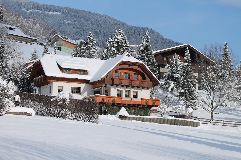 Haralds Ferienwohnungen Bad Kleinkirchheim Oda fotoğraf